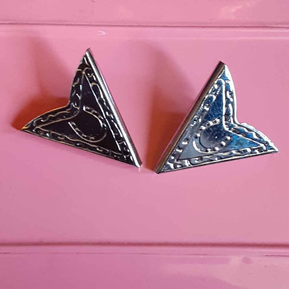 Western Horse Shoe Collar Tips